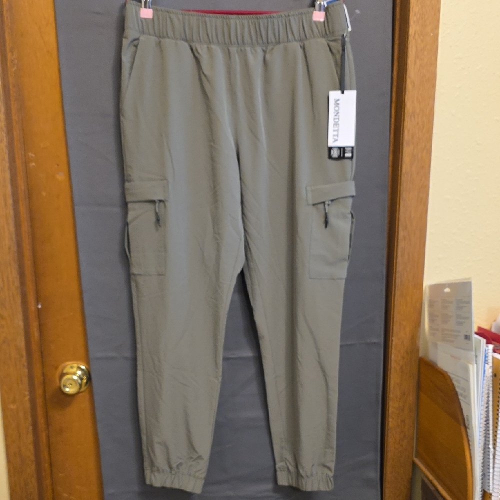 Mondetta Women's Olive Green Cargo Pants